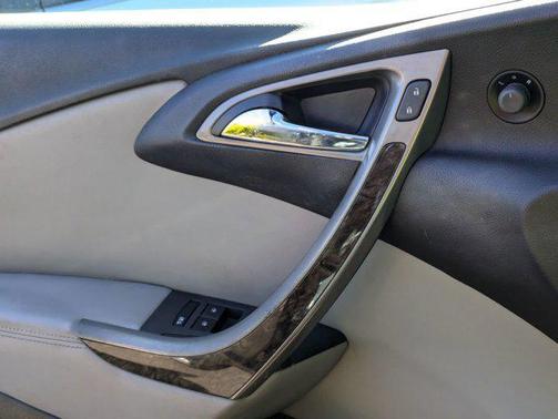 2013 Buick Verano Base