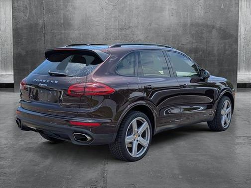2017 Porsche Cayenne Platinum Edition