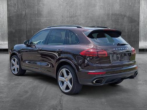 2017 Porsche Cayenne Platinum Edition