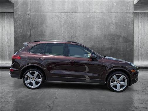 2017 Porsche Cayenne Platinum Edition