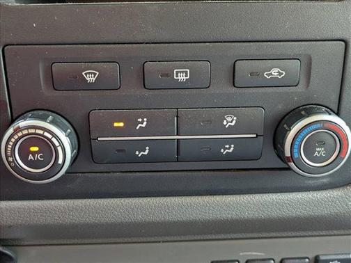 2018 Nissan NV Passenger NV3500 HD S V6