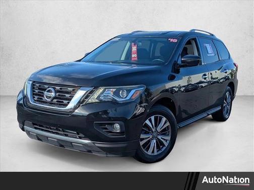 2018 Nissan Pathfinder SV