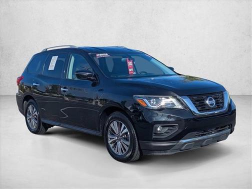 2018 Nissan Pathfinder SV