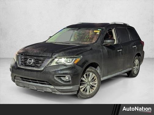 2018 Nissan Pathfinder SV