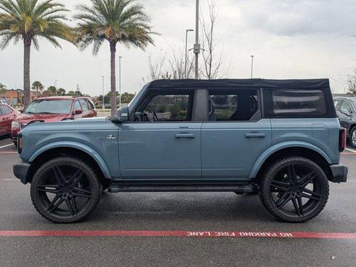 2022 Ford Bronco Outer Banks