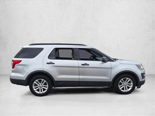 Ingot Silver Metallic 2017 Ford Explorer Base