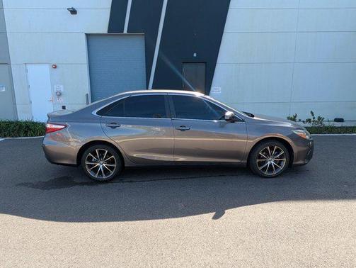 2017 Toyota Camry XSE