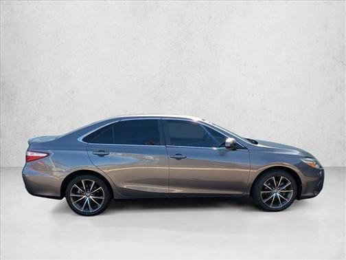 2017 Toyota Camry XSE