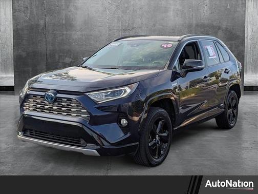 2019 Toyota RAV4 Hybrid SE