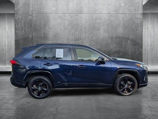 2019 Toyota RAV4 Hybrid SE