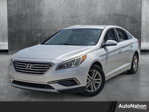 2016 Hyundai SONATA SE