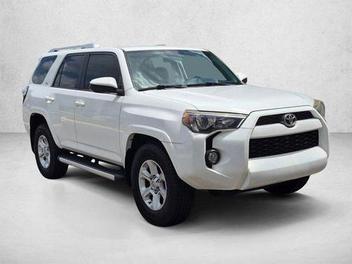 Super White 2017 Toyota 4Runner SR5