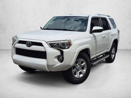 Super White 2017 Toyota 4Runner SR5