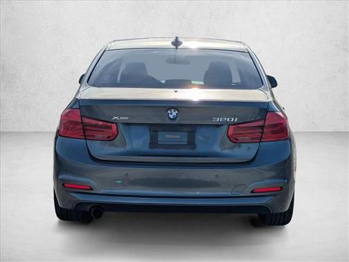Mineral Gray Metal 2016 BMW 320 i