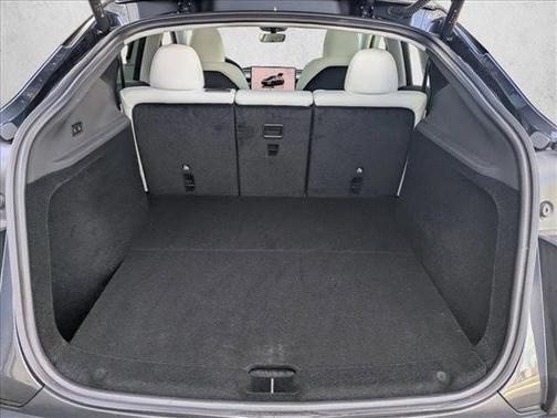 2026 Tesla Model Y Premium Rear-Wheel Drive