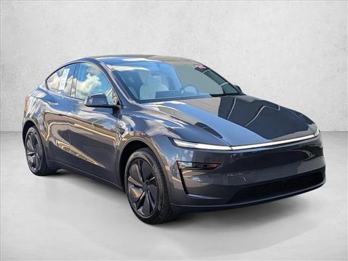 2026 Tesla Model Y Premium Rear-Wheel Drive