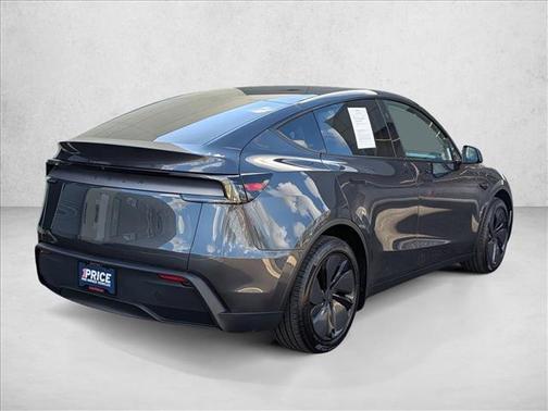 2026 Tesla Model Y Premium Rear-Wheel Drive