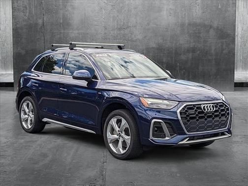 2022 Audi Q5 45 S line Premium Plus