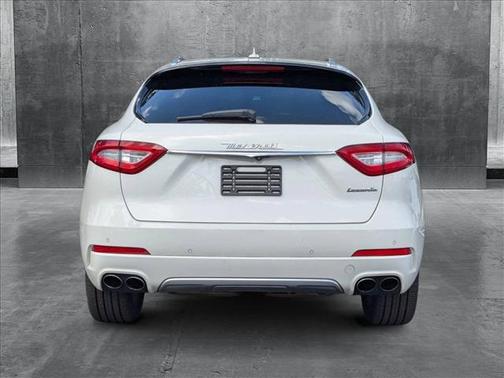 2017 Maserati Levante Base