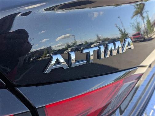 2020 Nissan Altima Platinum FWD