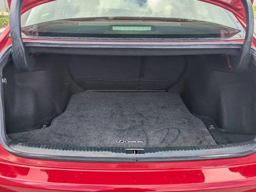 2018 Lexus IS 300 Base