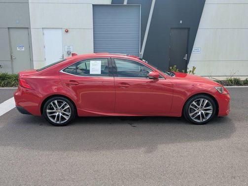 2018 Lexus IS 300 Base