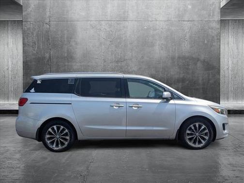 2017 Kia Sedona SX