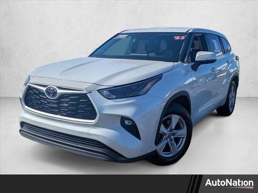 2023 Toyota Highlander LE