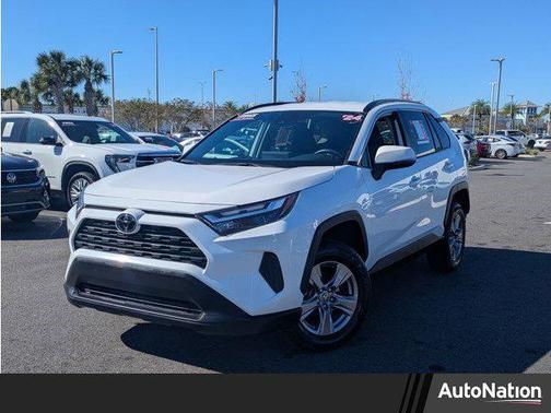 2024 Toyota RAV4 XLE