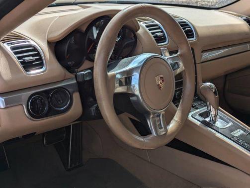 2014 Porsche Cayman 2dr Cpe