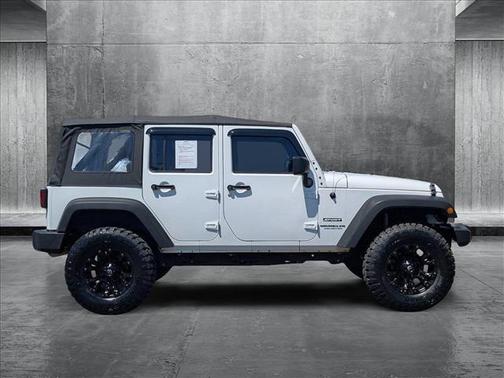 Bright White Clearcoat 2017 Jeep Wrangler Unlimited Sport