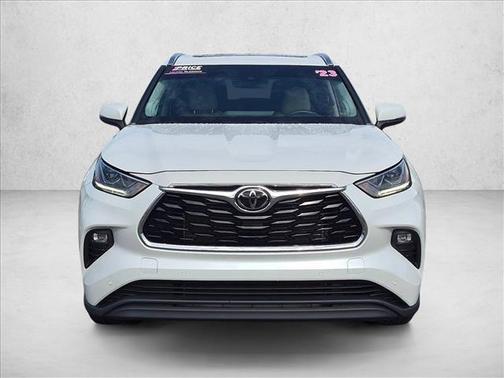 Wind Chill Pearl 2023 Toyota Highlander Limited