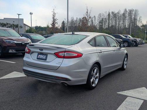 Ingot Silver 2016 Ford Fusion SE