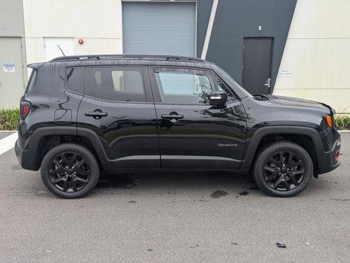 2017 Jeep Renegade Altitude