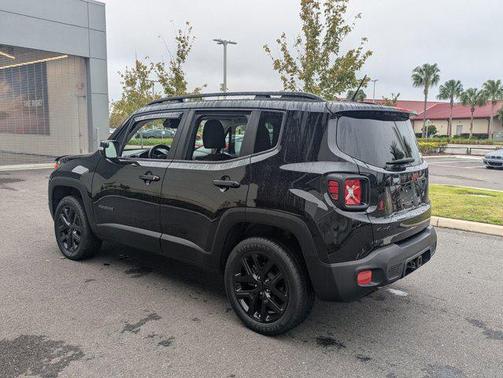2017 Jeep Renegade Altitude