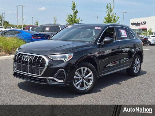 Mythos Black Metallic 2023 Audi Q3 Premium 45 TFSI S line quattro Tiptronic