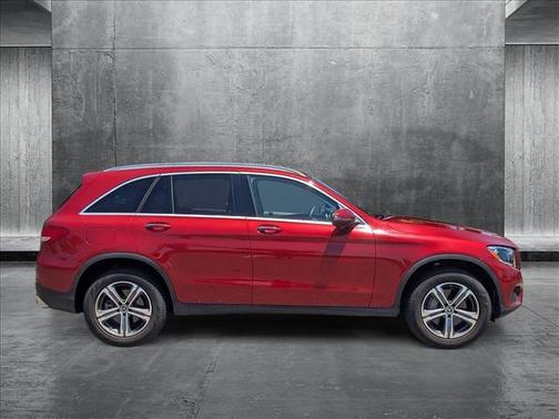 2018 Mercedes-Benz GLC 300 Base