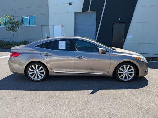 Bronze Mist Metallic 2013 Hyundai Azera Base