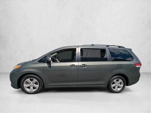 2012 Toyota Sienna LE