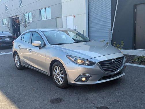 2015 Mazda Mazda3 i Touring