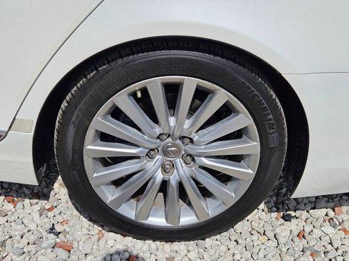 Starfire Pearl 2013 Lexus LS 460 Base