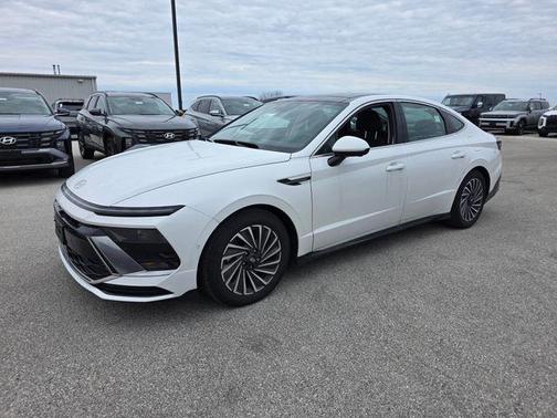 2025 Hyundai SONATA Hybrid Limited