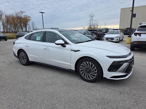 2025 Hyundai SONATA Hybrid Limited