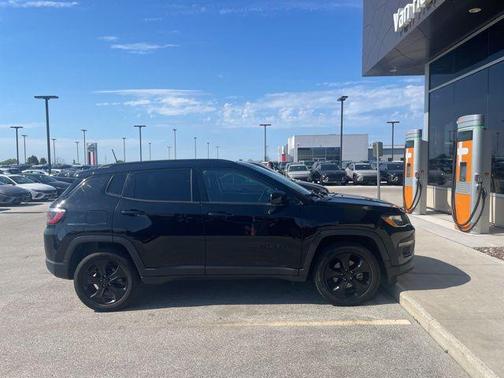 Redline Pearlcoat 2019 Jeep Compass Latitude