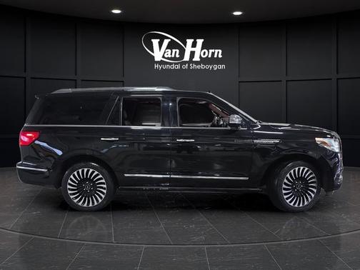2019 Lincoln Navigator Black Label