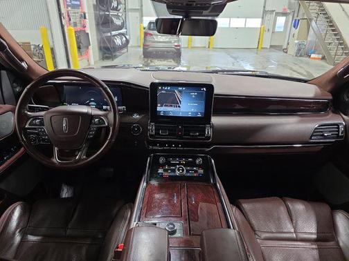 2019 Lincoln Navigator Black Label