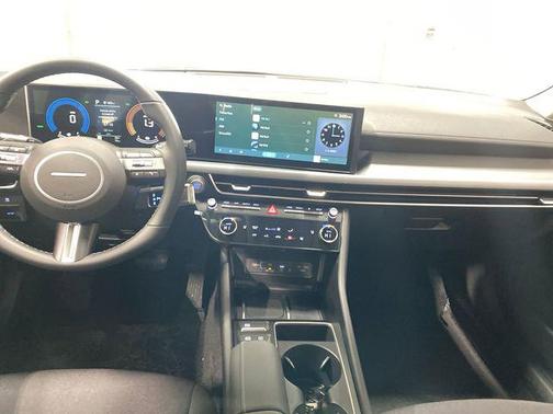 2025 Hyundai SONATA Hybrid SE