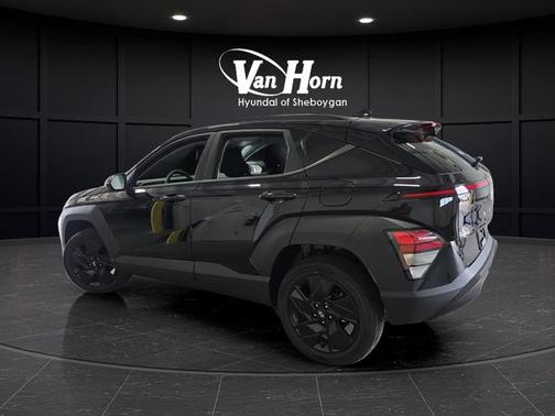 Abyss Black Pearl 2026 Hyundai KONA SEL Sport