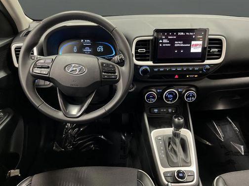 2023 Hyundai VENUE Limited