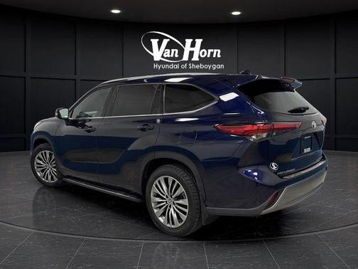 2021 Toyota Highlander Platinum